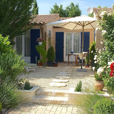 Pierrevert B&B Villa Viva Vitale المظهر الخارجي الصورة
