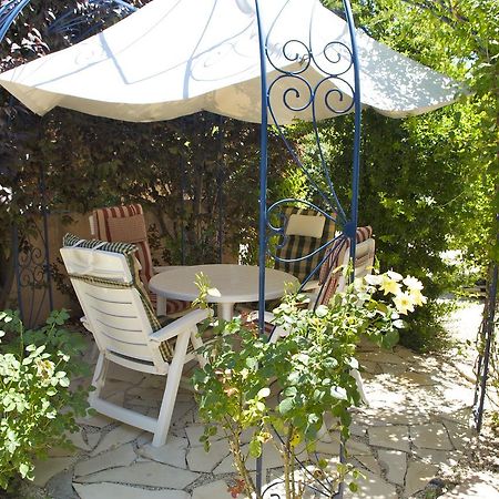 Pierrevert B&B Villa Viva Vitale المظهر الخارجي الصورة