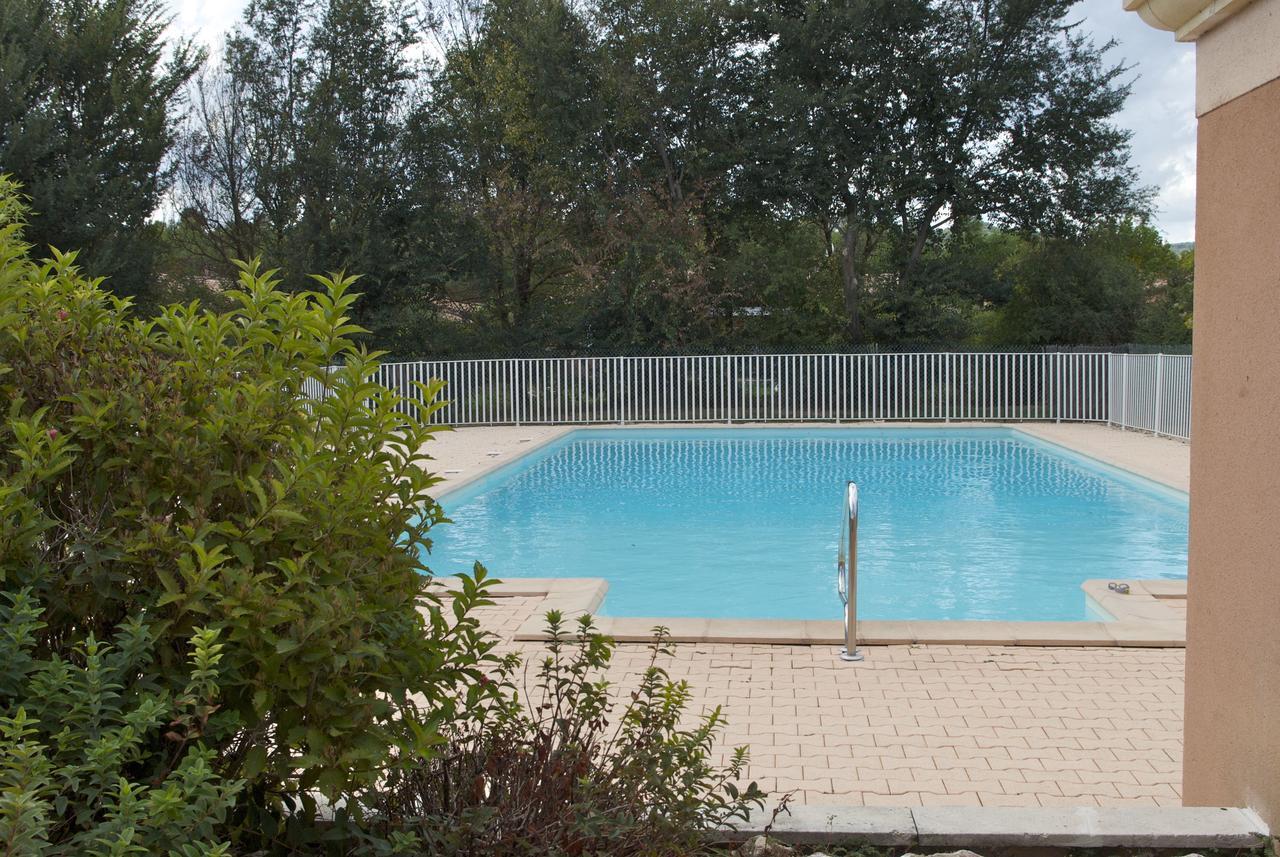 Pierrevert B&B Villa Viva Vitale المظهر الخارجي الصورة
