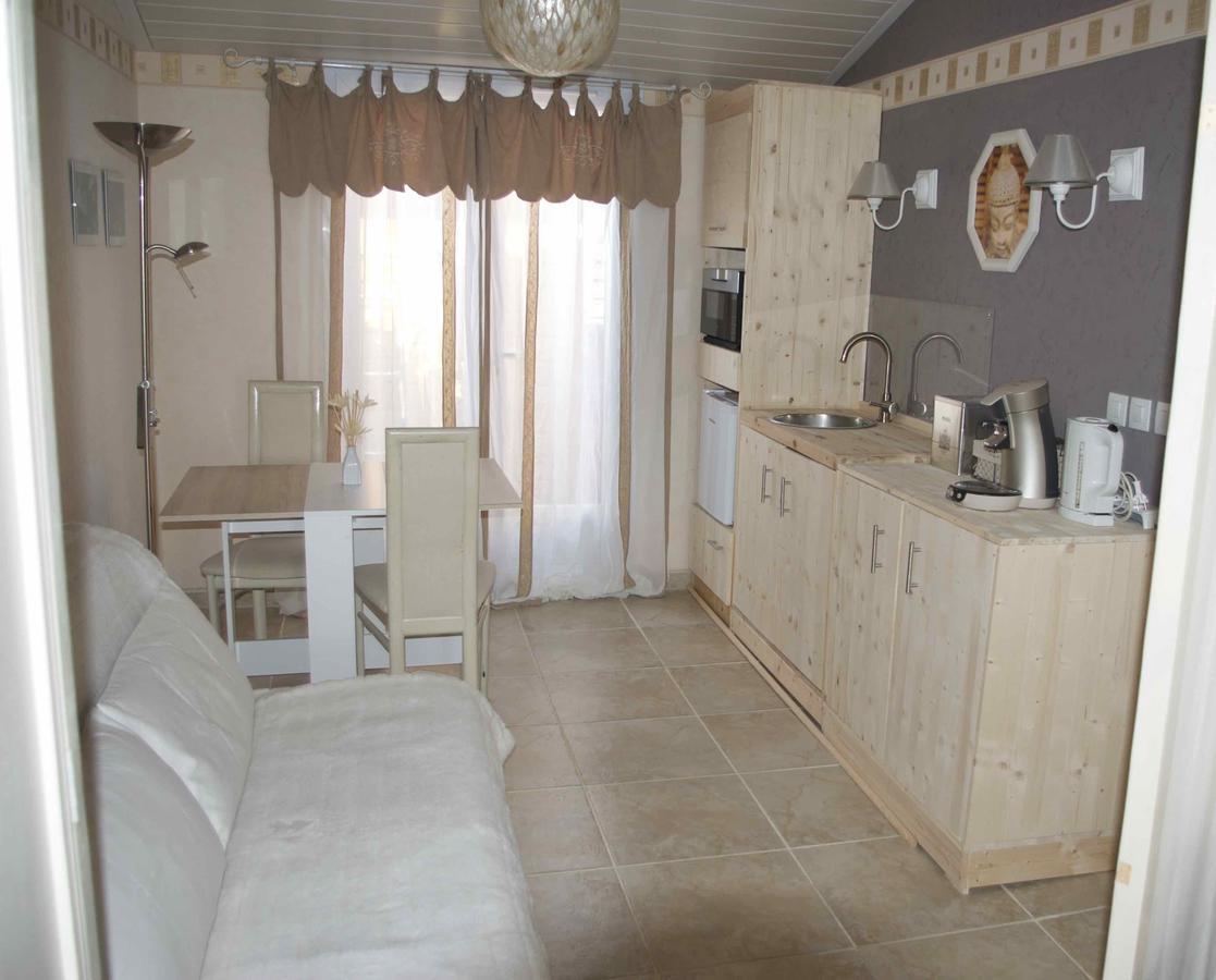 Pierrevert B&B Villa Viva Vitale المظهر الخارجي الصورة